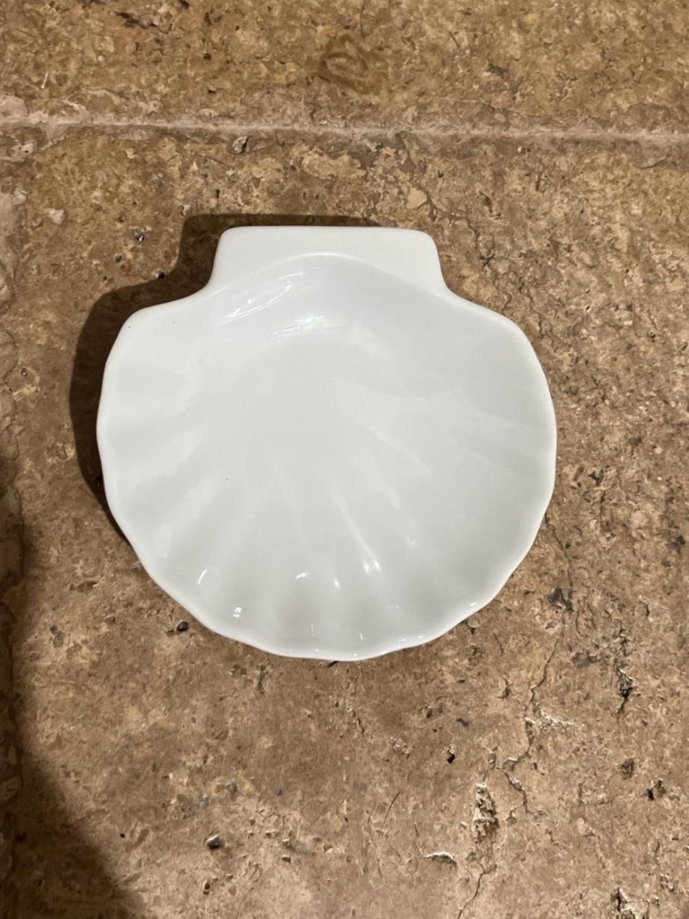 White Shell-Shaped Trinket Dish